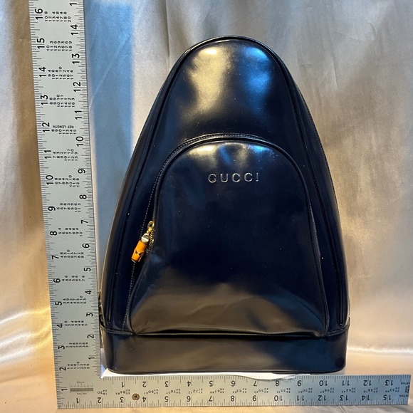 Authentic Gucci single strap/sling Navy blue backpack. 103- - Picture 3 of 9